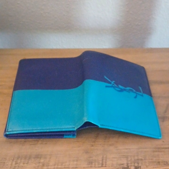 Vintage Yves Saint laurent Two-tone Bi-Fold Wallet - Picture 15 of 15